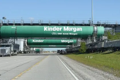 2d57371b F2b1 464f 8c63 4cf51898c1c2